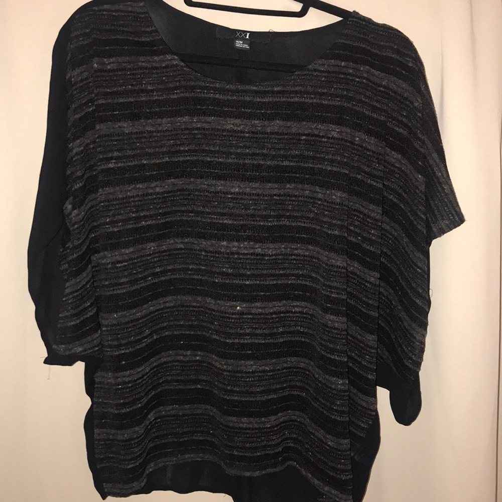 XXI Black Striped Top 🖤